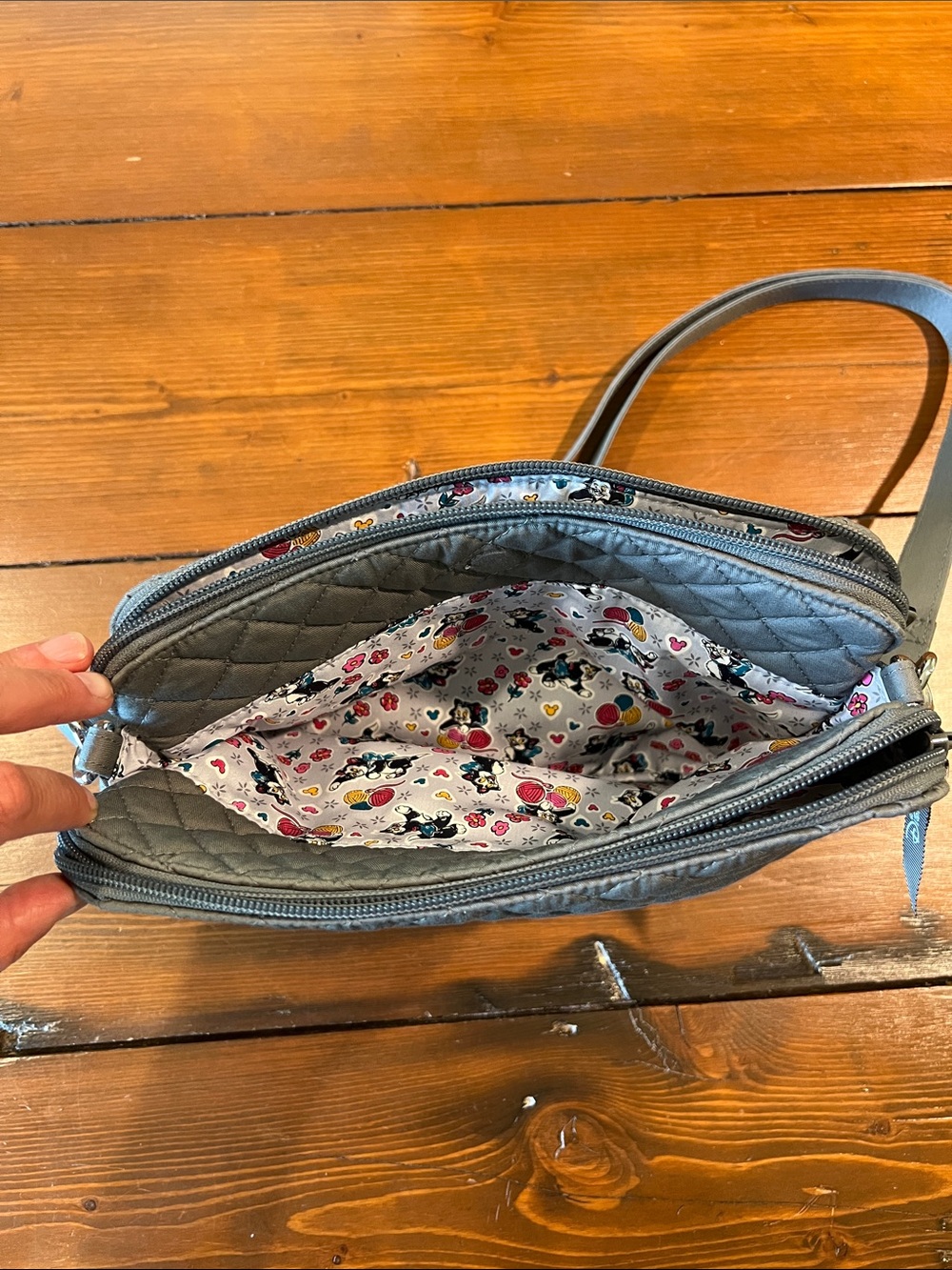 Vera Bradley Disney Minnie Mouse Triple Compartment Crossbody Bag Purse Gray - Picture 7 of 12